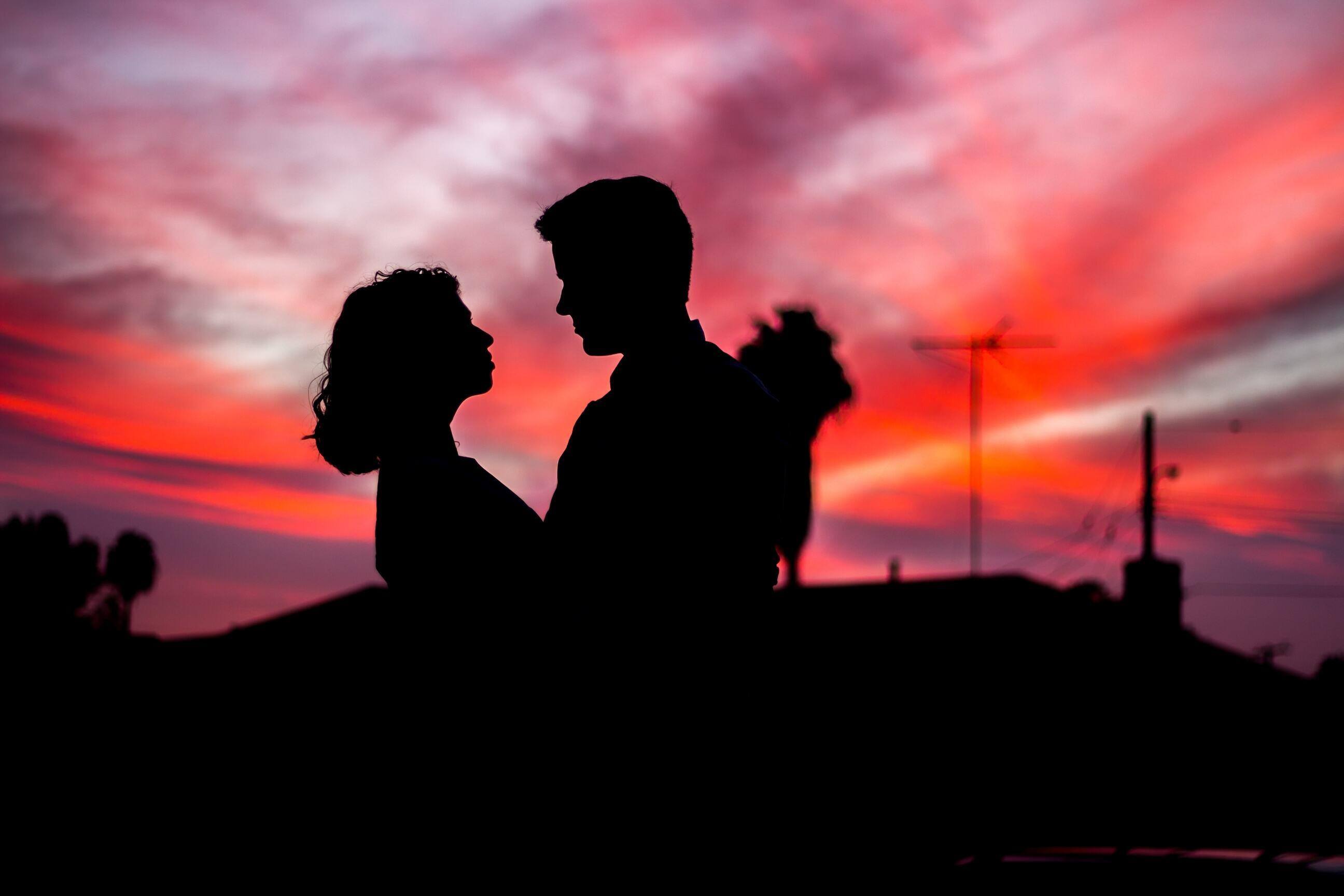 10 Alasan Perempuan Boleh Nyatakan Perasaan Duluan
