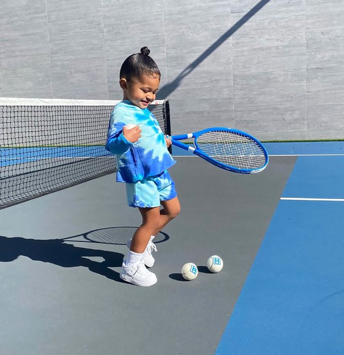 Jadi Kakak, Simak Kembali Gaya Stylish dan Mahal Stormi Webster