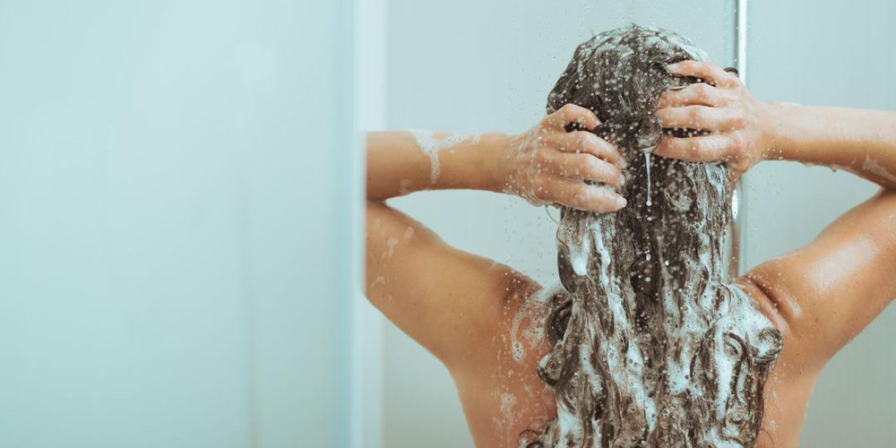 5 Kebiasaan Ini Bantu Rambut Kamu Tumbuh Panjang Dan Sehat