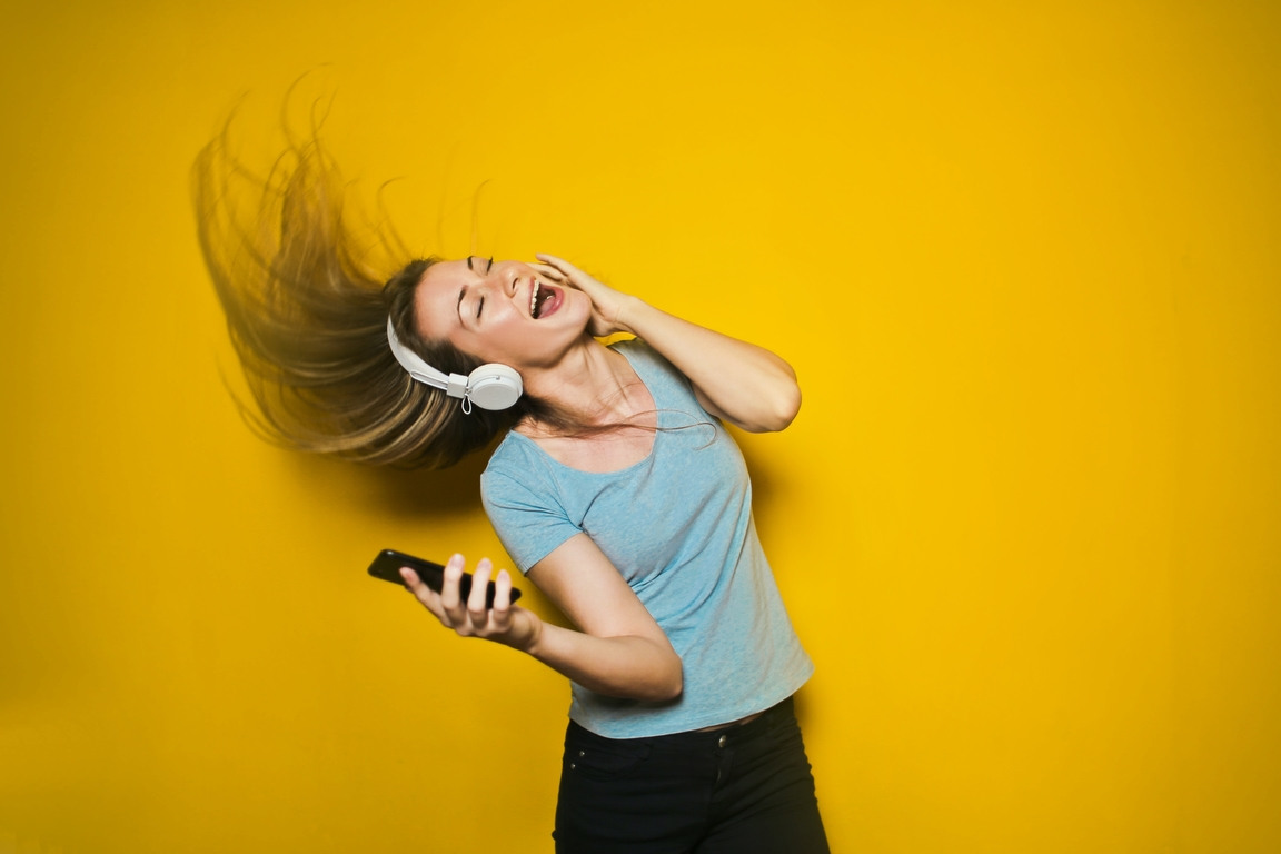 20 Lagu Terpopuler di Spotify Selama Masa Karantina di Rumah